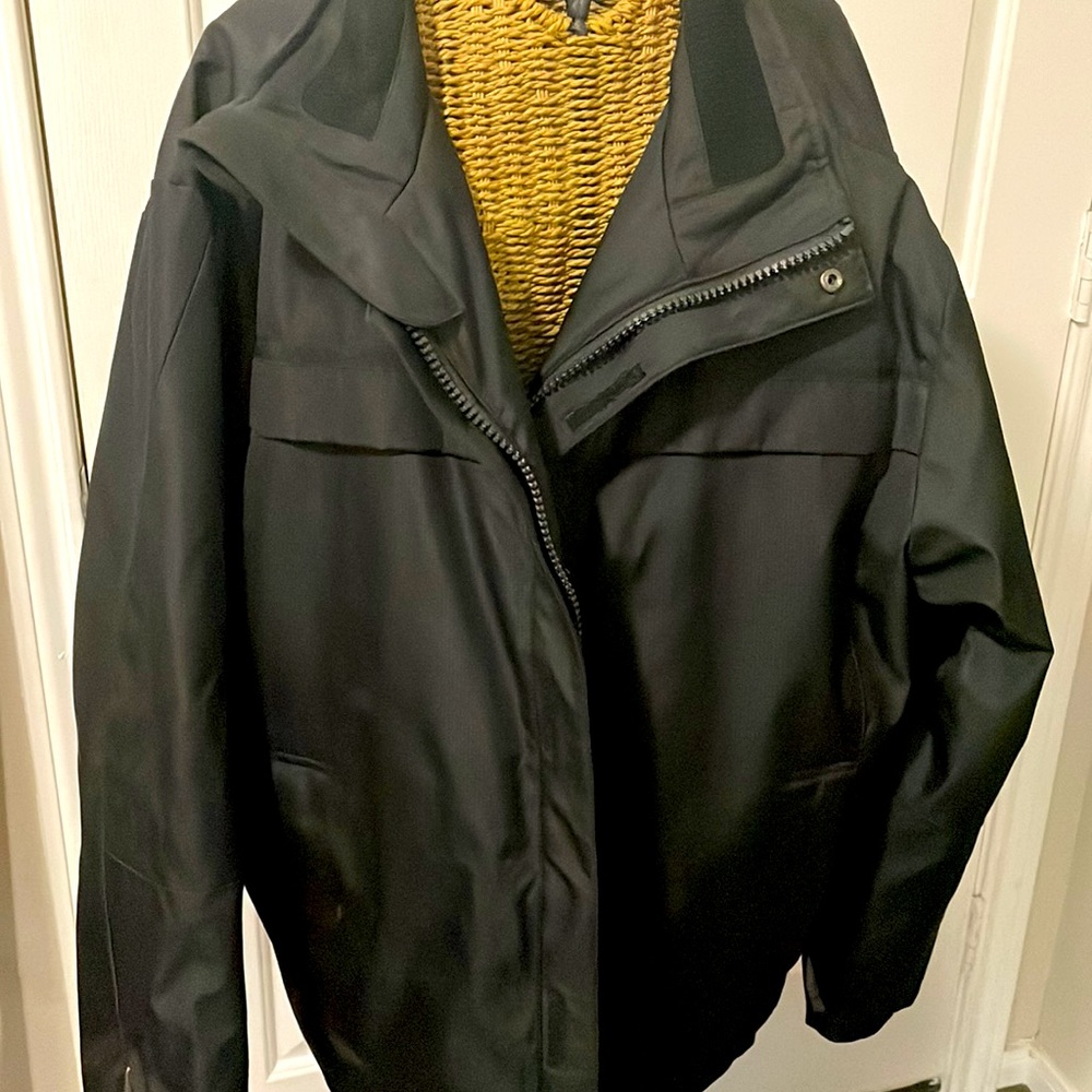 Calvin Klein men’s black XL warm jacket never worn